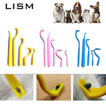Load image into Gallery viewer, 5Pcs/Set Tick Removal Hook Tool Clip Portable Cat Dog Supplies Tick Picker Flea Removal Tool Pet Comb Cat Dog Horse Accessories